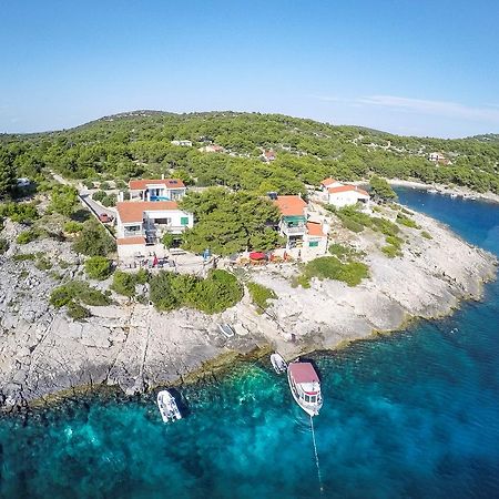Žirje Poseidon Holiday Guesthouse מראה חיצוני תמונה