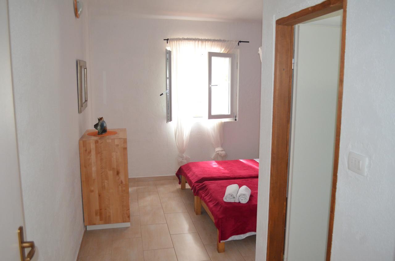 Žirje Poseidon Holiday Guesthouse מראה חיצוני תמונה