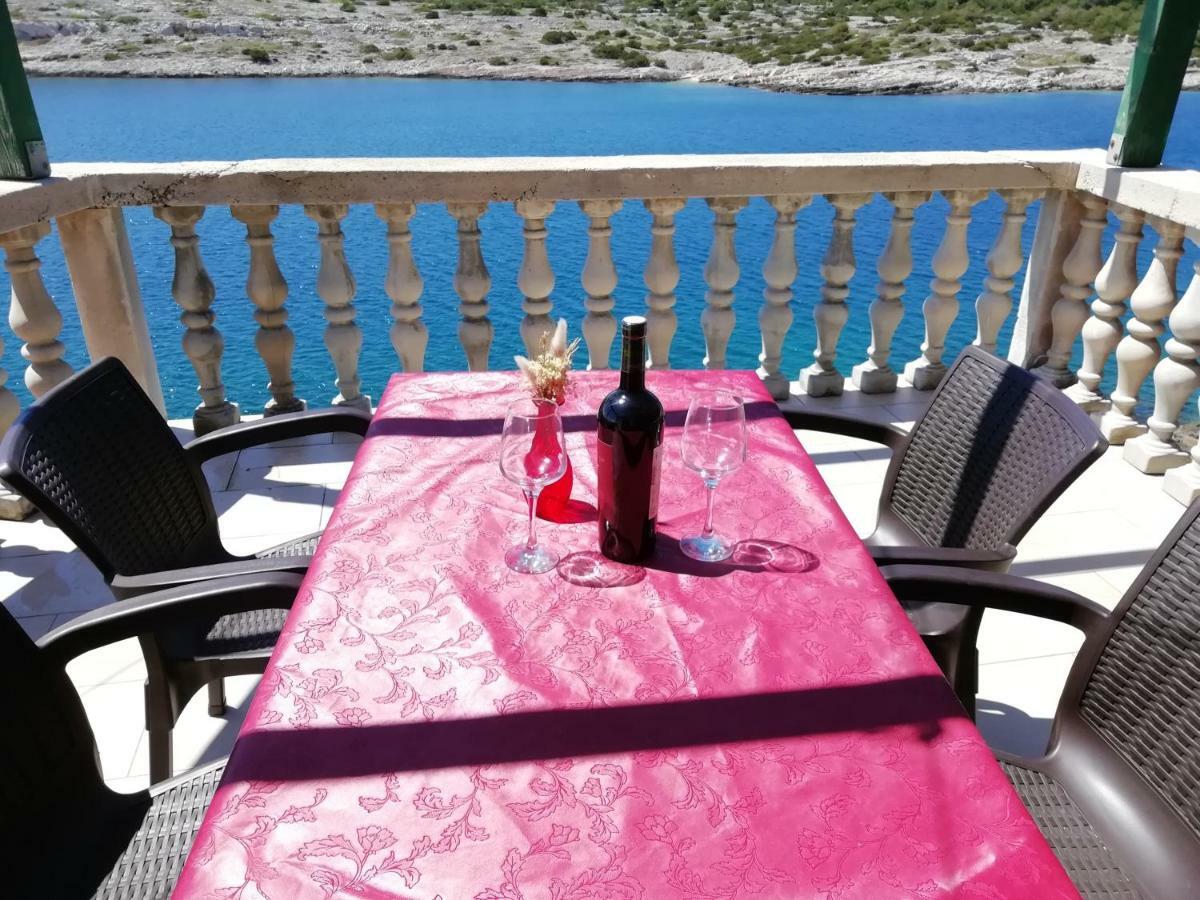 Žirje Poseidon Holiday Guesthouse מראה חיצוני תמונה