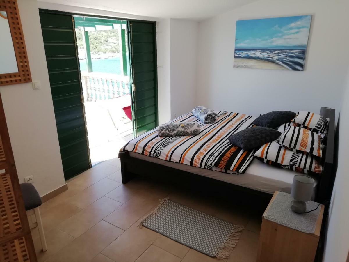Žirje Poseidon Holiday Guesthouse מראה חיצוני תמונה