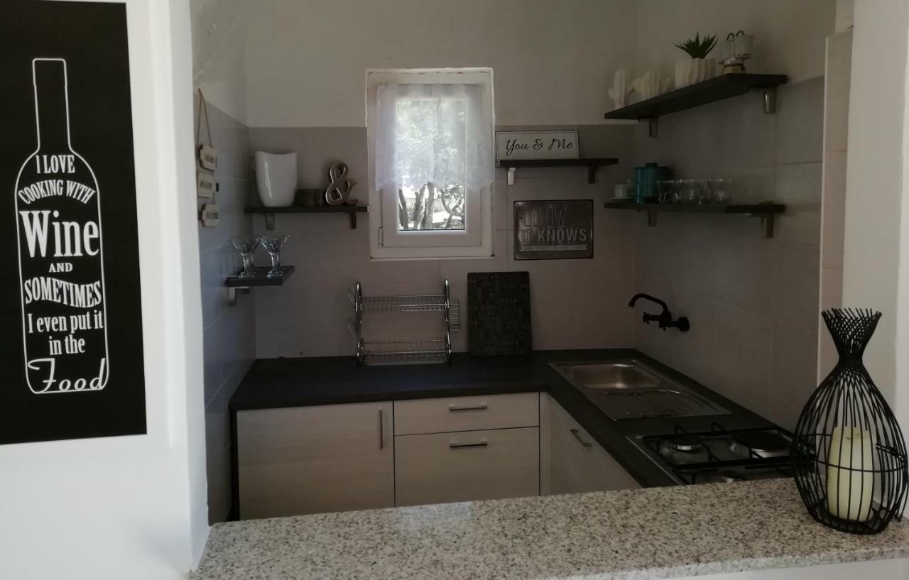 Žirje Poseidon Holiday Guesthouse מראה חיצוני תמונה